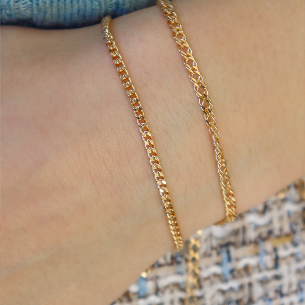 Armbänder aus recyceltem Gold